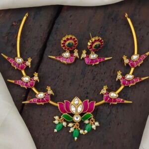 SN010 Parrot design necklace