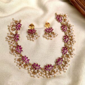 SN013 Lotus necklace.