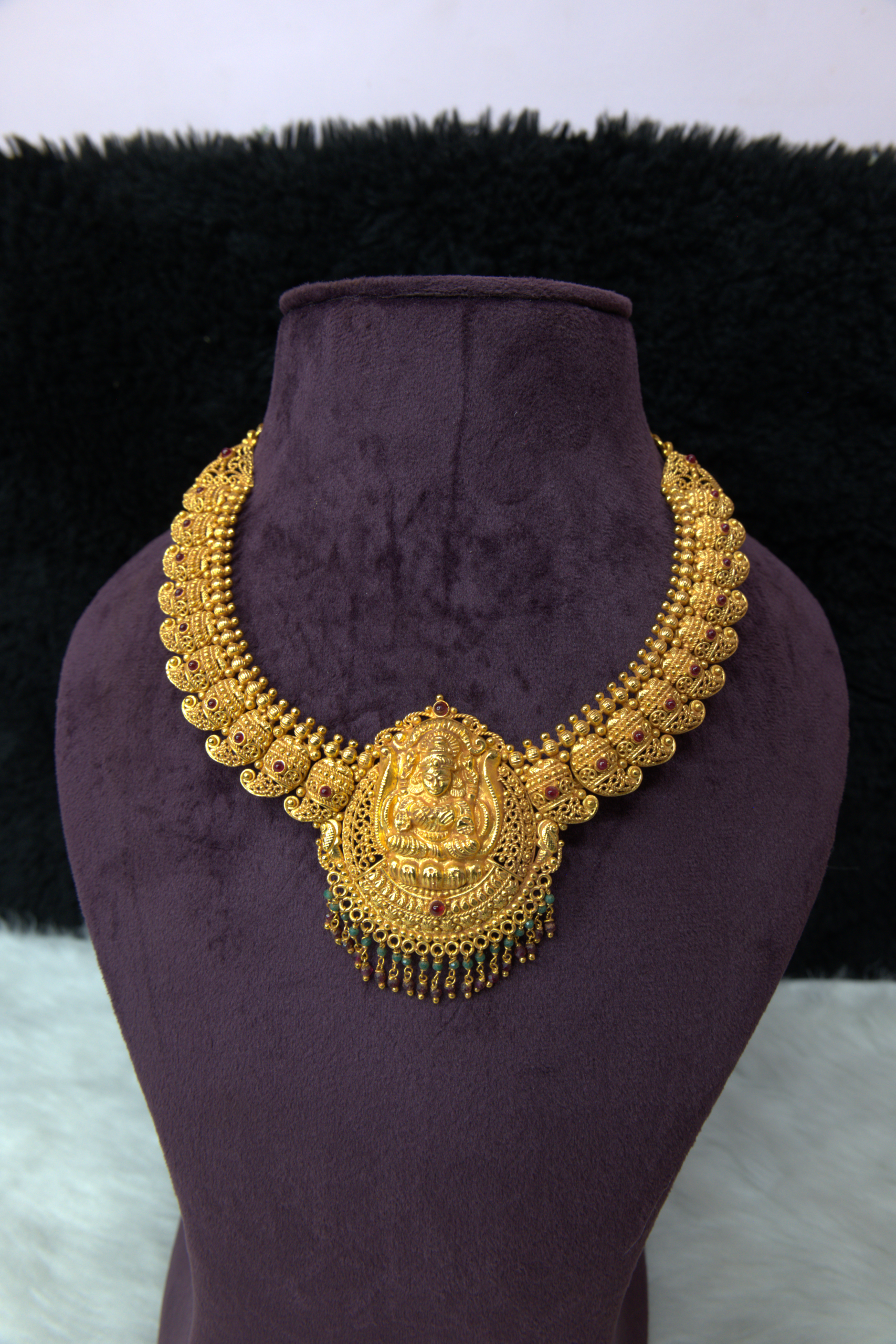 SN 004 Short Necklace - Image 2