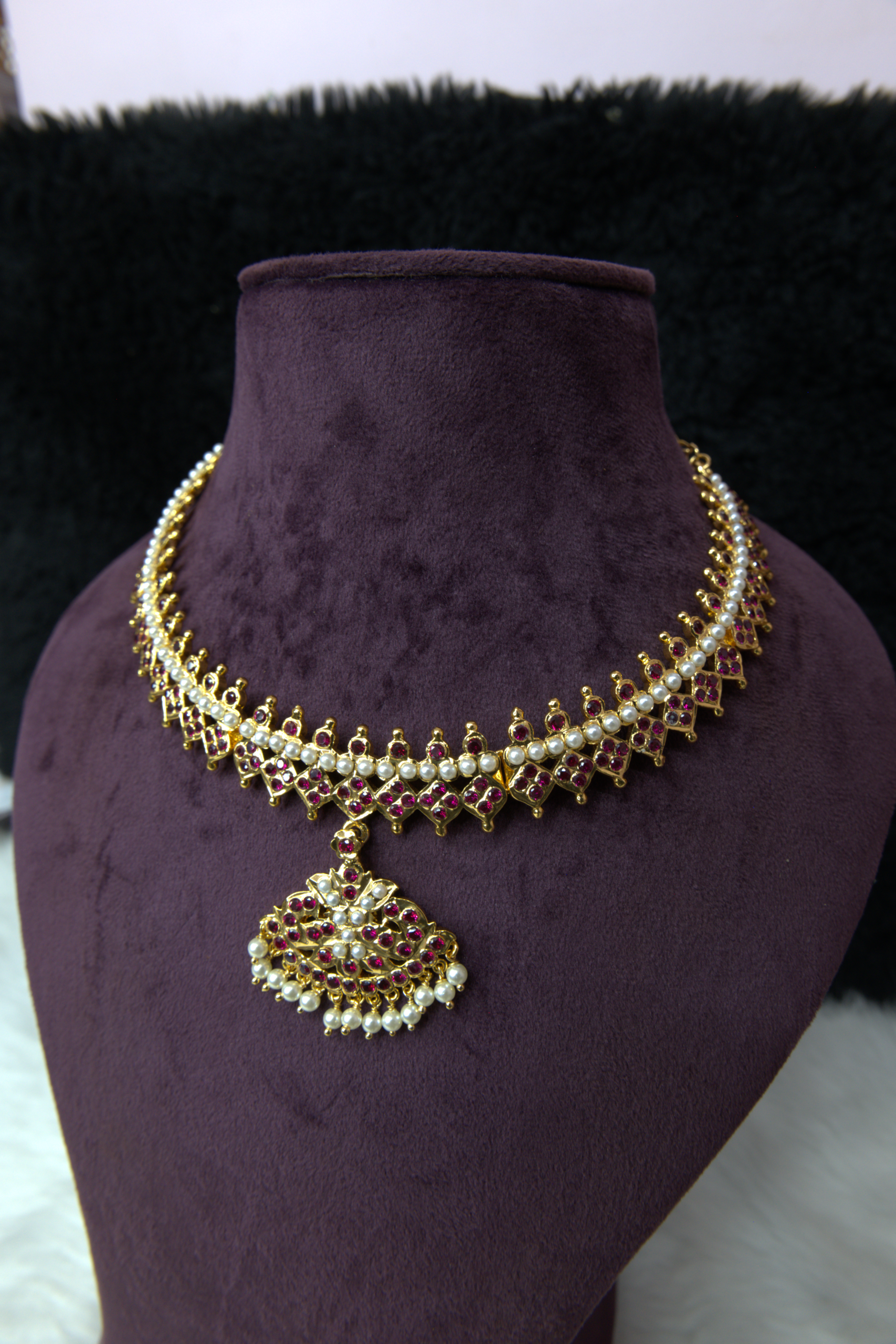 AD 005 Ruby red & Pearls Addige - Image 2