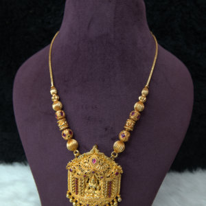 Short Necklace