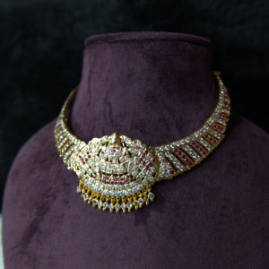 AD 010 Lakshmi pendant addige