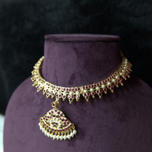 AD 014 Ruby red and Pearls