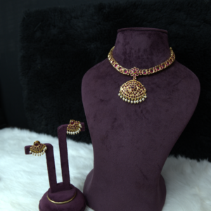 AD 017 Red Stone Addige With Earrings