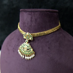 AD 054 Pearl & Green Stone Addige